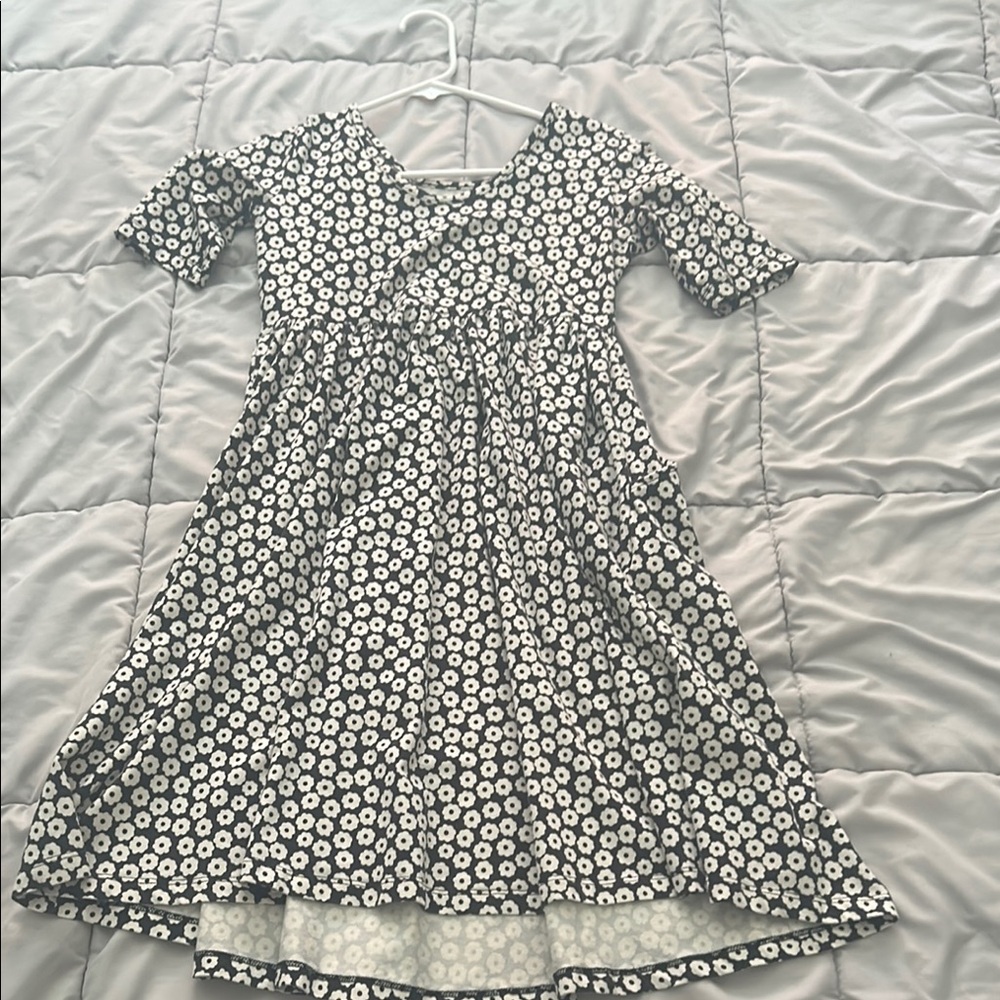 Hanna Andersson Monochrome Floral Dress